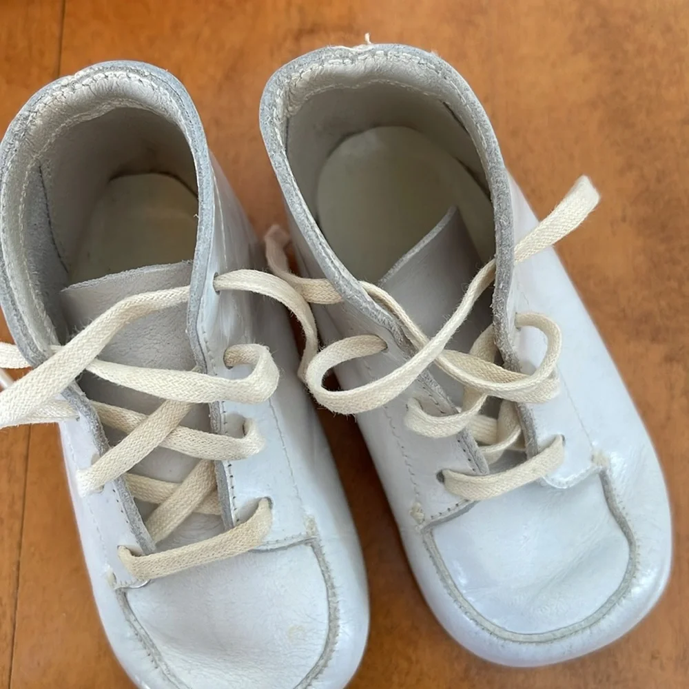 Vintage Wee Walker Shoes size 2